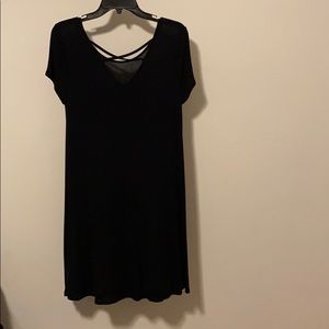 short sleeve black dress